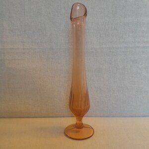 VTG Pink Depression  SWUNG Stretch Bud Vase (possibly LE Smith)